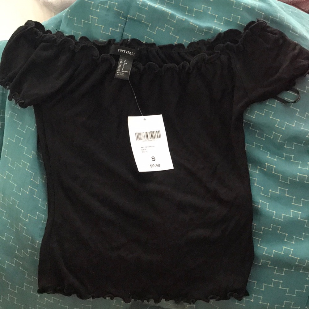 off the shoulder crop top